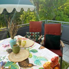 Terrasse Liegestuhl Apartment Wohnen im Grünen