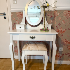 Frisiertisch Schlafzimmer möblierte Wohnung Offenbach